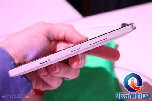诺基亚5寸新旗舰Lumia 930真机抢鲜看:完美