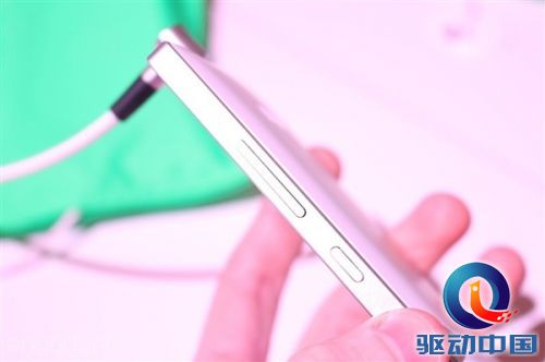 诺基亚5寸新旗舰Lumia 930真机抢鲜看:完美