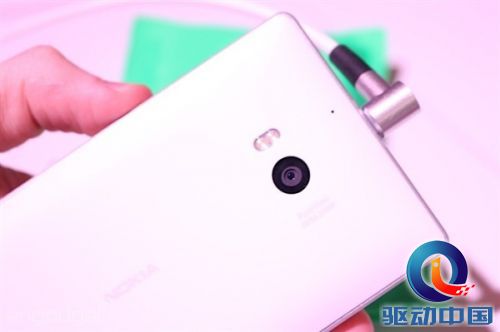 诺基亚5寸新旗舰Lumia 930真机抢鲜看:完美