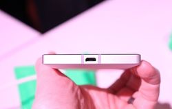 WP新旗舰Lumia 930初上手:Icon多彩国际版