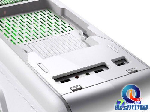 游戏悍将特工3雪装 