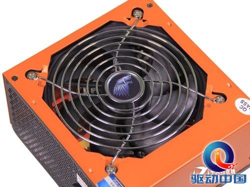 双路+12V强力输出 狼牌静狼550W电源