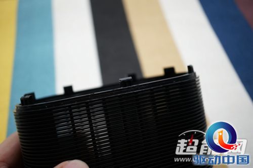有区别吗?小米路由量产版拆解实录