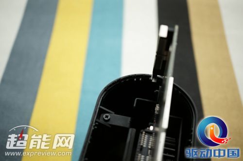 有区别吗?小米路由量产版拆解实录