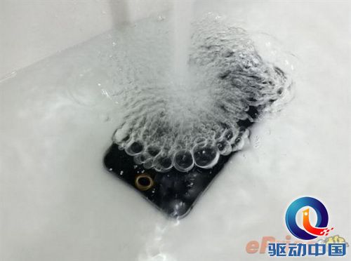 iPhone 6真机大曝光：这功能超给力！