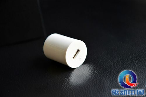 美不美?锤子手机T1详细开箱图赏