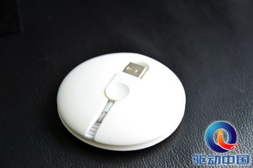 美不美?锤子手机T1详细开箱图赏