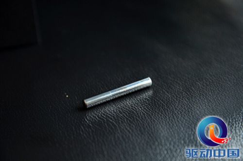 美不美?锤子手机T1详细开箱图赏