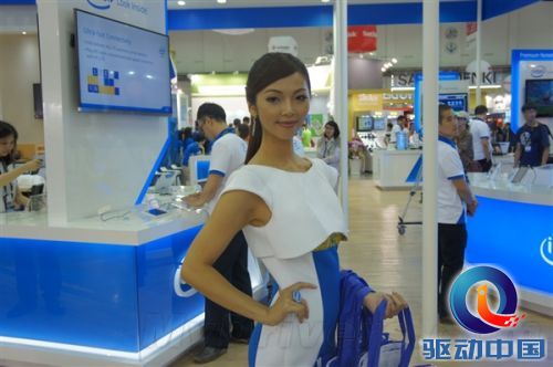 深夜福利：台北电脑展上的清凉妹子们