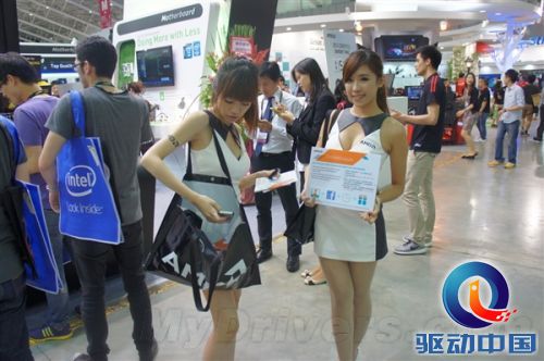 深夜福利：台北电脑展上的清凉妹子们