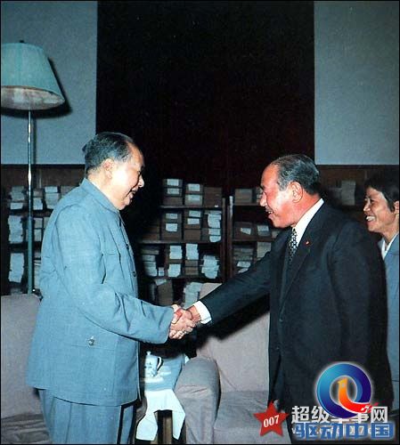 毛泽东巧妙把蒋介石放弃对日战争索赔权利要了