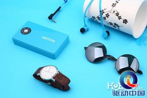 六月毕业季 安能泰糖果移动电源让回忆更加美好
