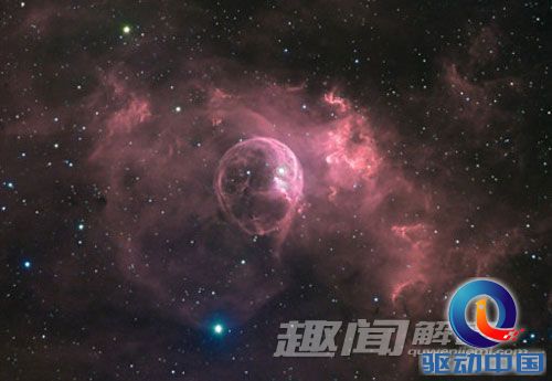 泡沫星云ngc 7635