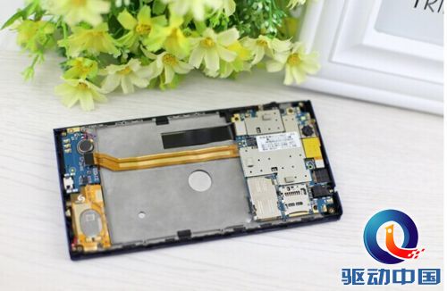 裸眼3D69手机 拆机评测