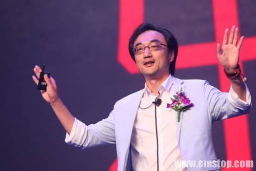 说明: C:\Users\honghua.liu\Desktop\乐粉盛典final资料\乐粉盛典配图\联想集团副总裁、联想MBG中国手机业务总经理张晖张晖致辞.JPG
