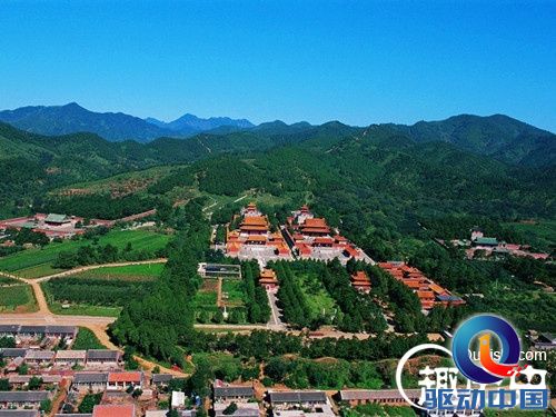 孙殿英盗东陵:财物装了30大车 慈禧尸身被分拆