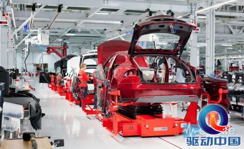 如果特斯拉Gigafactory工厂立起来 台北101将变成个矮子