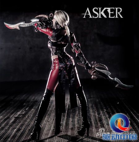 《魔剑英雄》刺客COS图