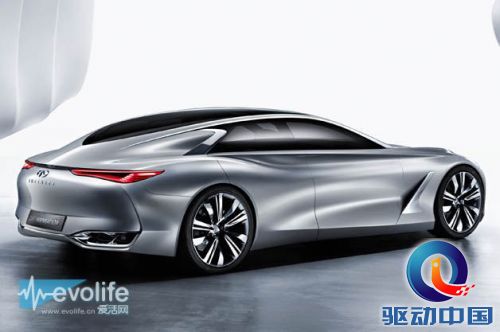 迎战保时捷Panamera 英菲尼迪Q80这么长你怕了吗?