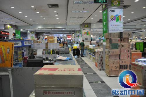 鼎好4层空置柜台越来越多