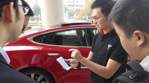 说明: E:\华为手机\华为执行中项目\荣耀6\执行方案\特斯拉合作传播\最终新闻稿\杭州站图片\mmexport1413622327523.jpg