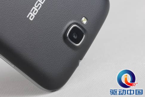 说明: C:\Users\美到隔壁村\Desktop\手机文章格式\灵雅X60TS\X60TS图片\X60T黑色实机图\IMG_0280.JPG