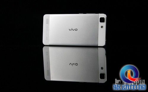 纤薄机身功能强大 vivo X5现货售2499元