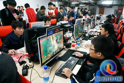 优威派克-全球顶级游戏赛事IEF指定用机