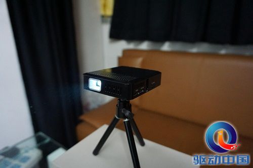 不是所有投影都能这么“小”微杰DL-S30微型投影机产品评测