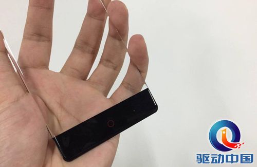 “无边框”抢滩智能手机市场  大势已成