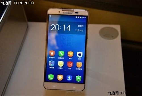 酷派副总裁周明毅否认进军影视圈 称手机安全领域仍是重点 