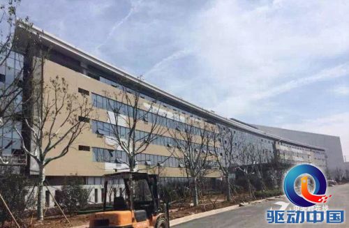 中电熊猫8.5代线(IGZO)液晶面板投产