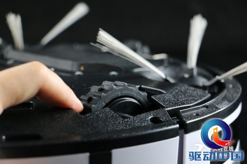 扫地+拖地二合一 Proscenic机器人图赏