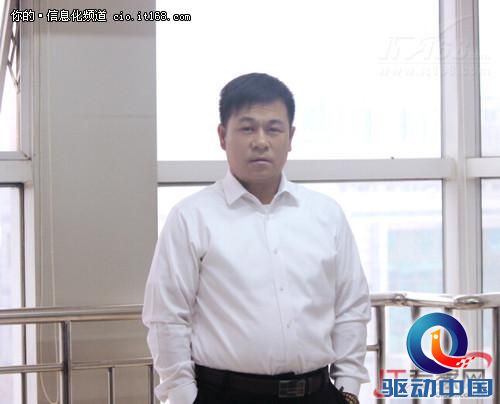 最帅快递小哥,骗客户