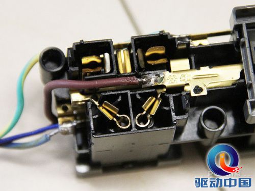 公牛GN-V106U