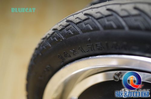 14寸车胎,要想购买相同规格进行替换很方便 14寸车胎,要想购买相同规格进行替换很方便