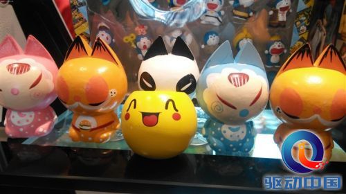 中国移动A1更亮眼 699元三款手机对比