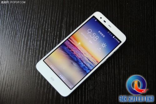 中国移动A1更亮眼 699元三款手机对比