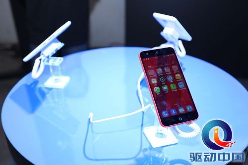 中兴醉享产品真机展示