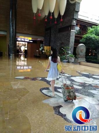 说明: C:\Users\mrgc141103\Desktop\息屏拍照1.jpg