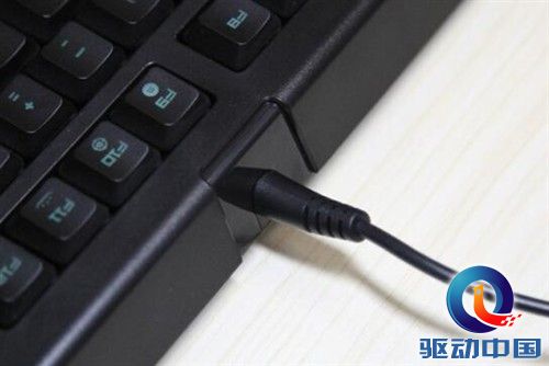 极致体验 雷蛇萨诺狼蛛专业游戏键盘开箱