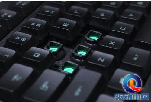 极致体验 雷蛇萨诺狼蛛专业游戏键盘开箱