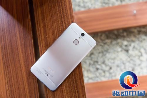 说明: 5838832582.jpg