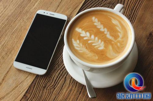 丝滑般的手感 “2.5D弧面屏手机”推荐