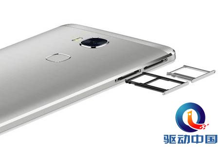 说明: \\psf\Home\Desktop\荣耀畅玩5X\02-资料\荣耀畅玩5X-身份证图(JPG打包)\荣耀畅玩5X-其他角度\卡槽.jpg