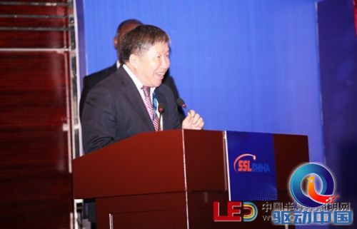 聚焦互联时代的“LED+” 重塑半导体照明产业格局 聚焦互联时代的“LED+” 重塑半导体照明产业格局