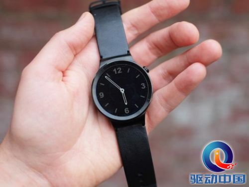 英媒Stuff:HUAWEI WATCH外观惊艳,物超所值