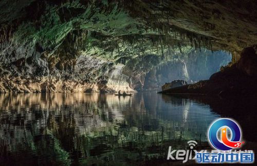 惊艳！老挝河流洞穴展现鬼斧神工的自然之美