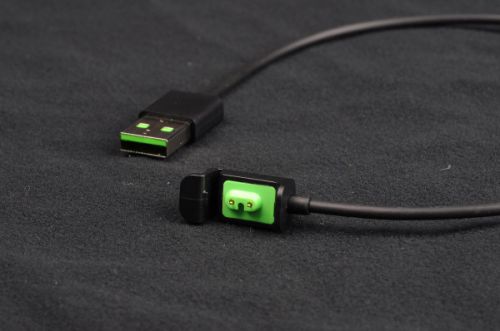 记步准确 功能实用 Razer Nabu纳布天神智能手环评测