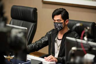 李咏主持游戏晚会？盘点明星与游戏的奇葩跨界玩法